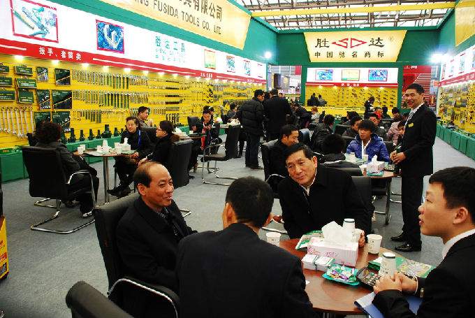 领导视察五金博览会 聚焦行业前沿发展(图4)