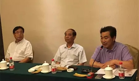 中国五交化商业协会与浙江省五金机电商会召开战略合作会议(图1)